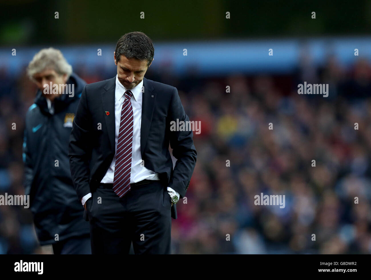 Fußball - Barclays Premier League - Aston Villa gegen Manchester City - Villa Park. Aston Villa Manager Remi Garde Stockfoto