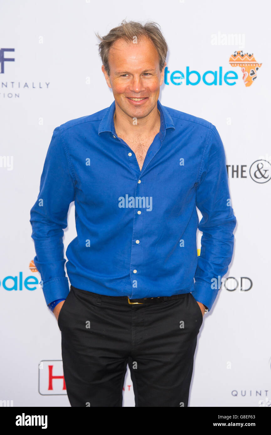 Tom Bradbury Teilnahme an einem Konzert, veranstaltet von Prinz Harry Charity Sentebale im Kensington Palace Gardens, London, um Bewusstsein und die Mittel für Jugendliche mit HIV in Afrika südlich der Sahara zu erhöhen. Stockfoto