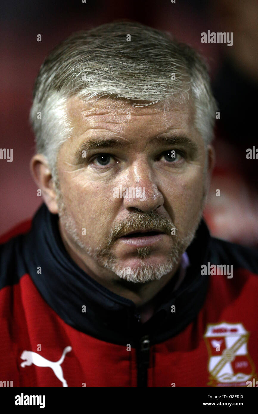 Swindon Town / Walsall - Sky Bet League One - County Ground. Swindon Town Manager Martin Ling während des Sky Bet League One Matches auf dem County Ground, Swindon. Stockfoto