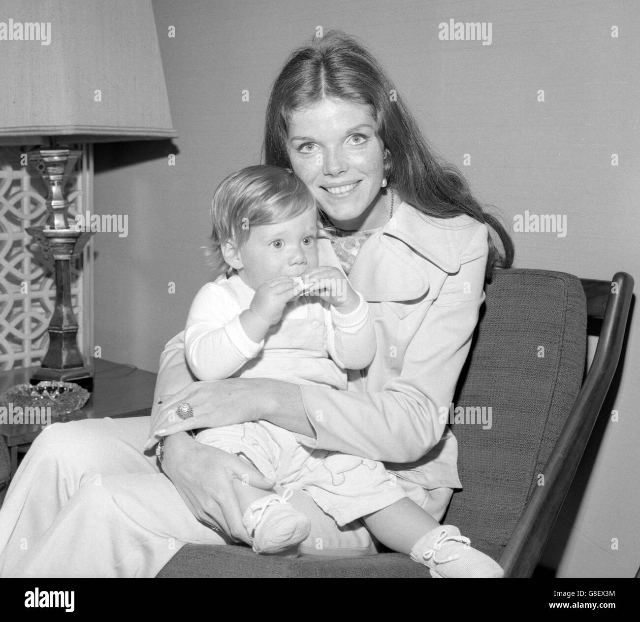 Unterhaltung - Samantha Eggar - London Flughafen Stockfoto