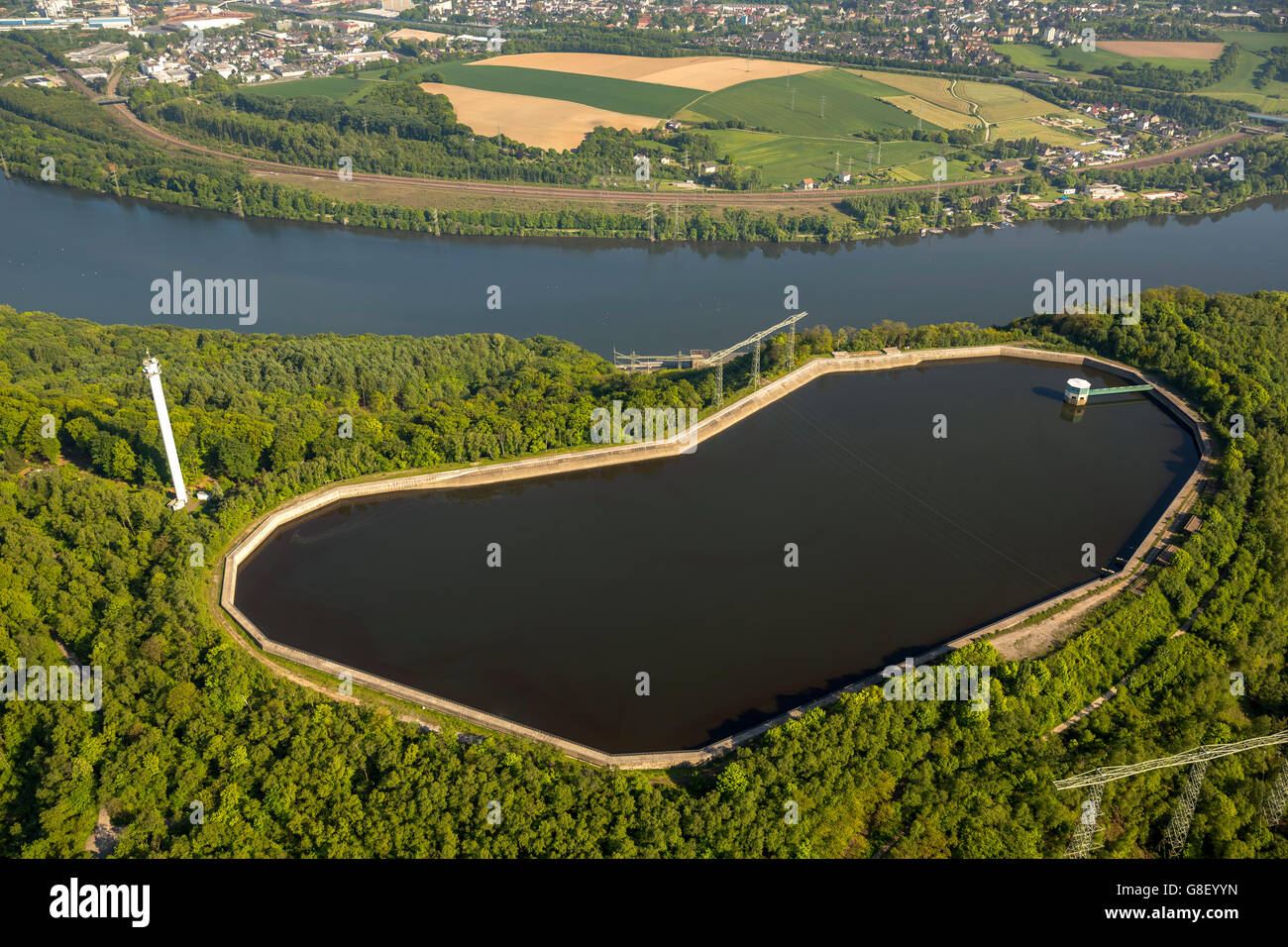 Luftbild, Pumpspeicherwerk Koepchenwerk RWE am Hengstey See Wasser Batterie, Tank, Enrgiegewinnung, Ruhrgebiet, Wasser Stockfoto