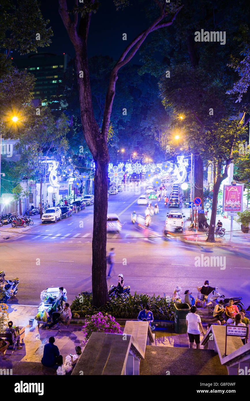 Ho Con Rua aka Turtle Lake Park und Phạm Ngọc Thạch Street, Ho Chi Minh City, Vietnam Stockfoto