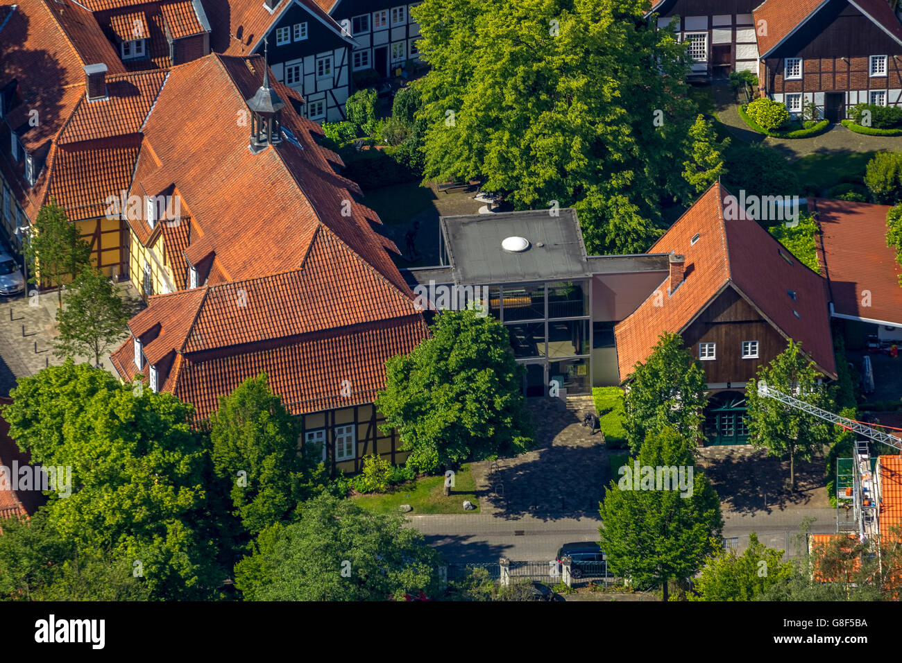 Luftaufnahme, Kunsthaus Rietberg, Art Garden, Glaswürfel, Rietberg, Ostwestfalen, Nord Rhein Westfalen, Deutschland, Europa Stockfoto