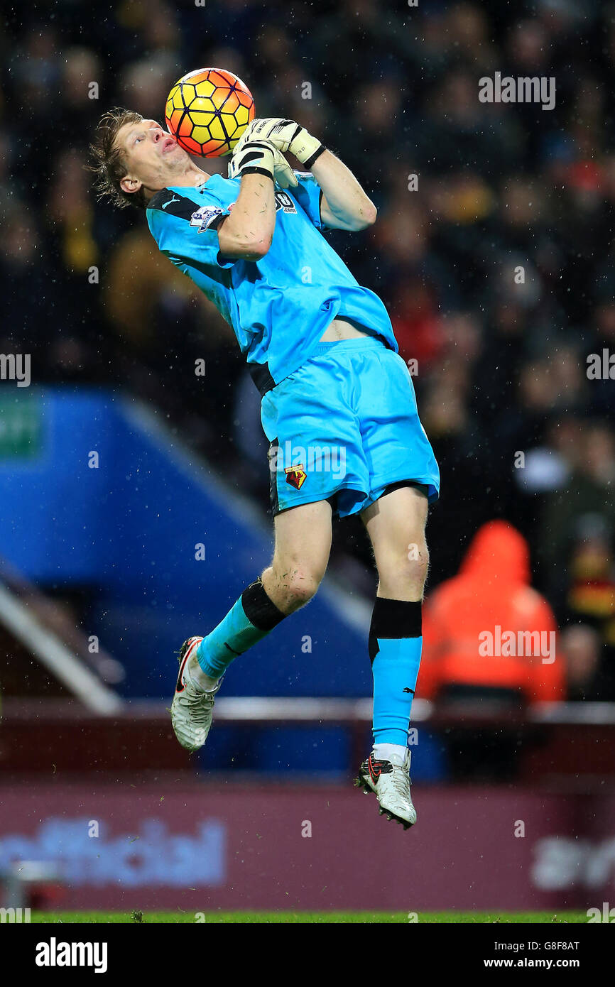 Aston Villa gegen Watford - Barclays Premier League - Villa Park. Watford-Torwart Giedrius Arlauskis beim Spiel der Barclays Premier League in Villa Park, Birmingham. Stockfoto