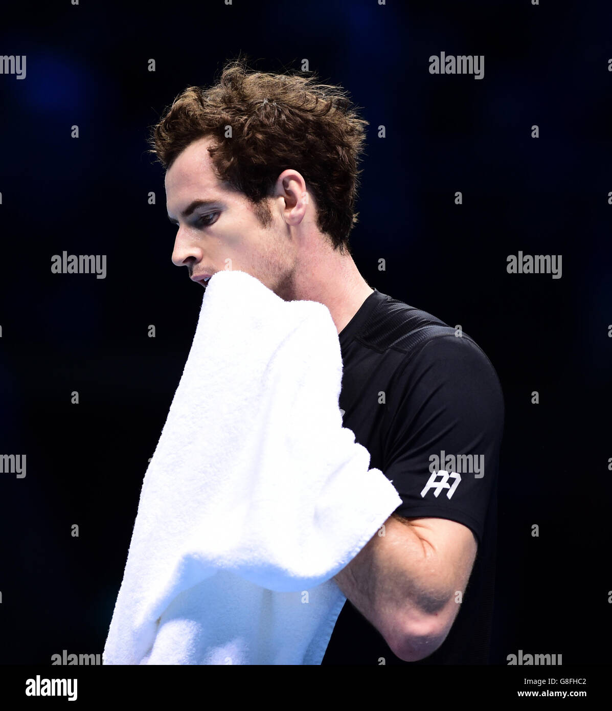 Andy Murray am sechsten Tag des ATP World Tour Finals in der O2 Arena in London. DRÜCKEN SIE ASSOCIATION Photo. Bilddatum: Freitag, 20. November 2015. Siehe PA Geschichte TENNIS London. Bildnachweis sollte lauten: Adam Davy/PA Wire. EINSCHRÄNKUNGEN: , Keine kommerzielle Nutzung ohne vorherige Genehmigung, bitte kontaktieren Sie PA Images für weitere Informationen: Tel: +44 (0) 115 8447447. Stockfoto