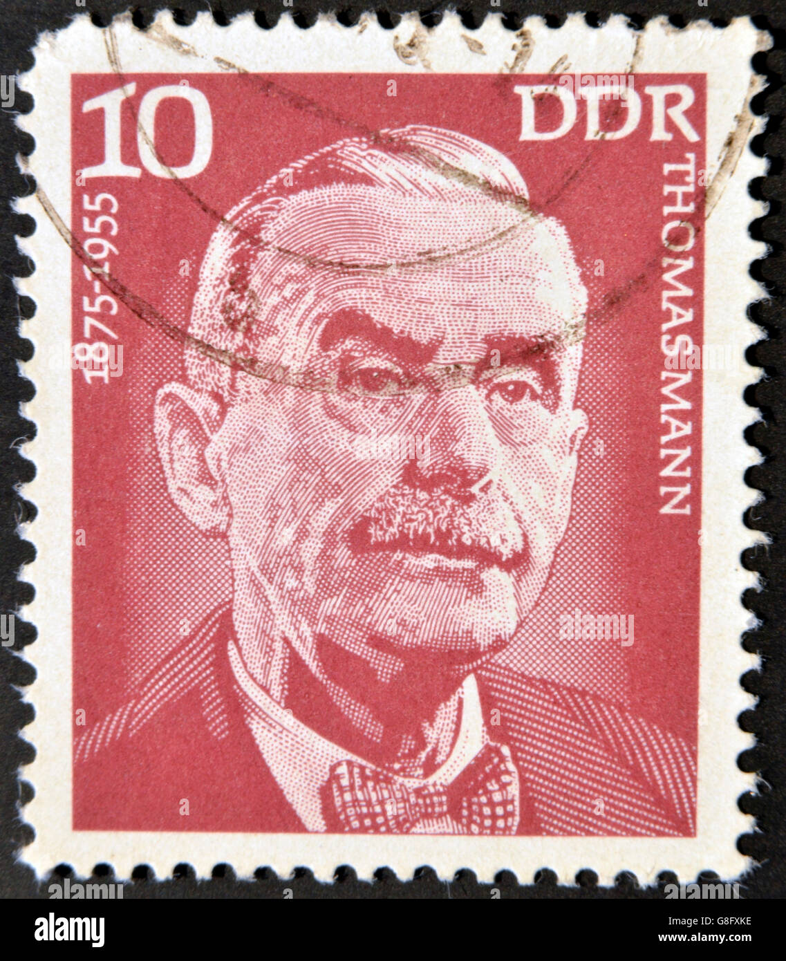 Deutschland - ca. 1975: Eine Briefmarke gedruckt in DDR (Ostdeutschland) zeigt Thomas Mann, ca. 1975 Stockfoto
