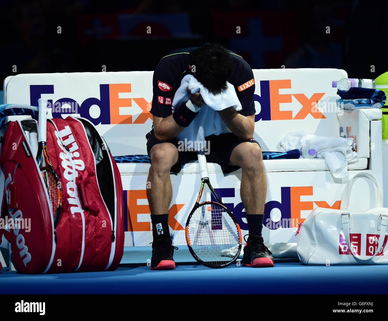 Kei Nishikori aus Japan am fünften Tag der ATP World Tour Finals in der O2 Arena in London. DRÜCKEN SIE „ASSOCIATION Photo“. Bilddatum: Donnerstag, 19. November 2015. Siehe PA Geschichte TENNIS London. Bildnachweis sollte lauten: Adam Davy/PA Wire. Stockfoto