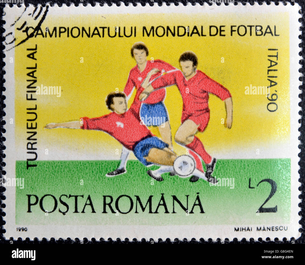 Rumänien - CIRCA 1990: Eine Briefmarke gedruckt in Rumänien gewidmet Soccer World Championship von Italien 1990, circa 1990 Stockfoto