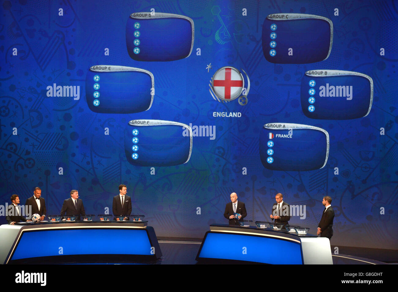 Auslosung der UEFA Euro 2016 - Paris. England wird in der Gruppe B während der UEFA Euro 2016-Ziehung in Paris, Frankreich, gezogen. Stockfoto