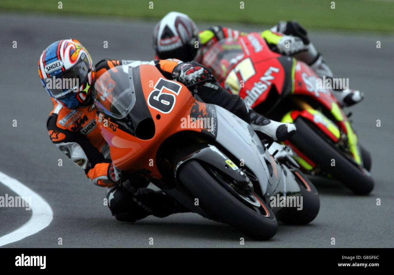 Motorradfahren - großer Preis von Großbritannien - Moto GP - Training - Donnington Park. Shane Byrne aus Großbritannien während einer Übungssitzung. Stockfoto