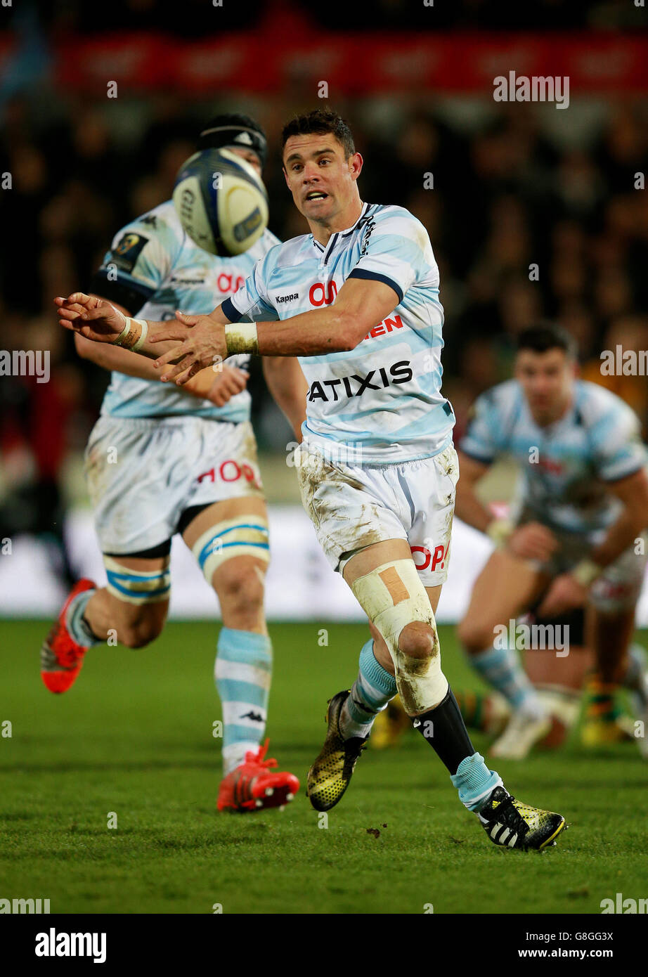 Mit Dan Carter aus dem 92. Jahrhundert während des European Champions Cup, Spiel am dritten Pool in Franklins Gardens, Northampton. Stockfoto