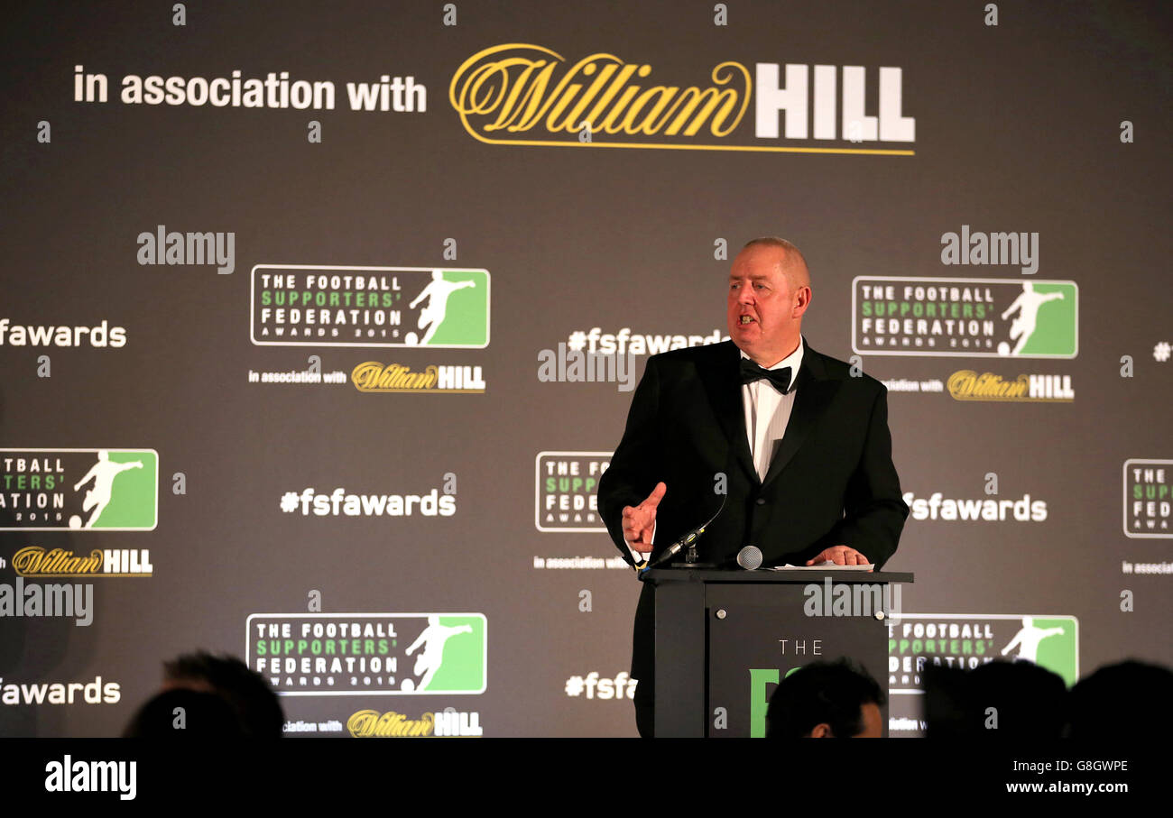 Kevin Miles, Chief Executive des Football Suppporters Federation, während seiner Zeit Eröffnungsrede Stockfoto