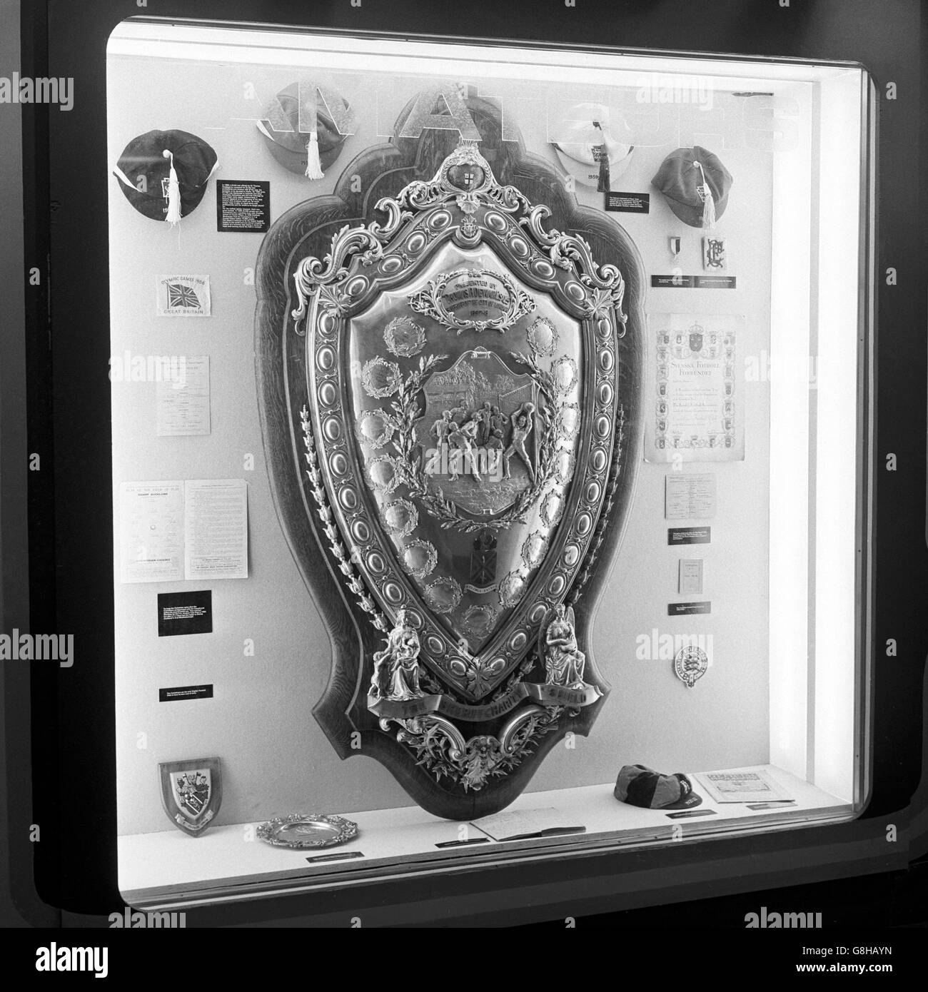 Der Sheriff of London Shield, der Vorläufer des Charity Shield, das