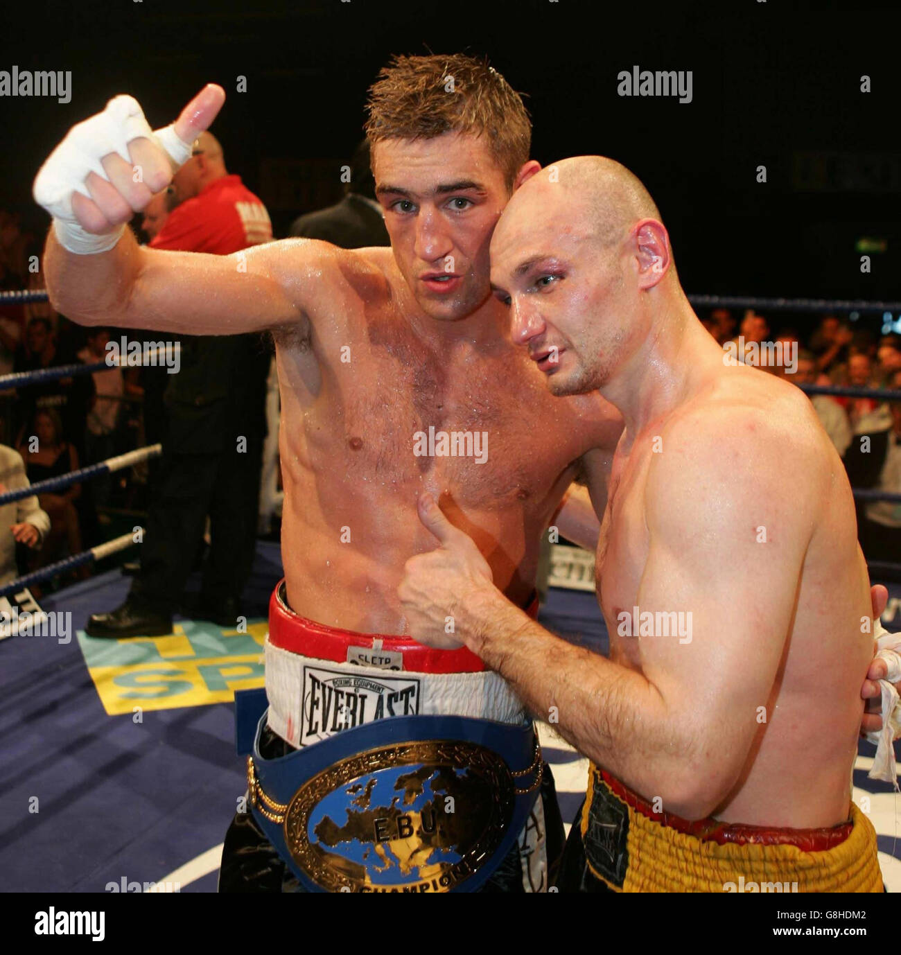 Boxen - europäischen Super-Federgewicht - Boris Sinitsin V Alex Arthur - Meadowbank Stockfoto