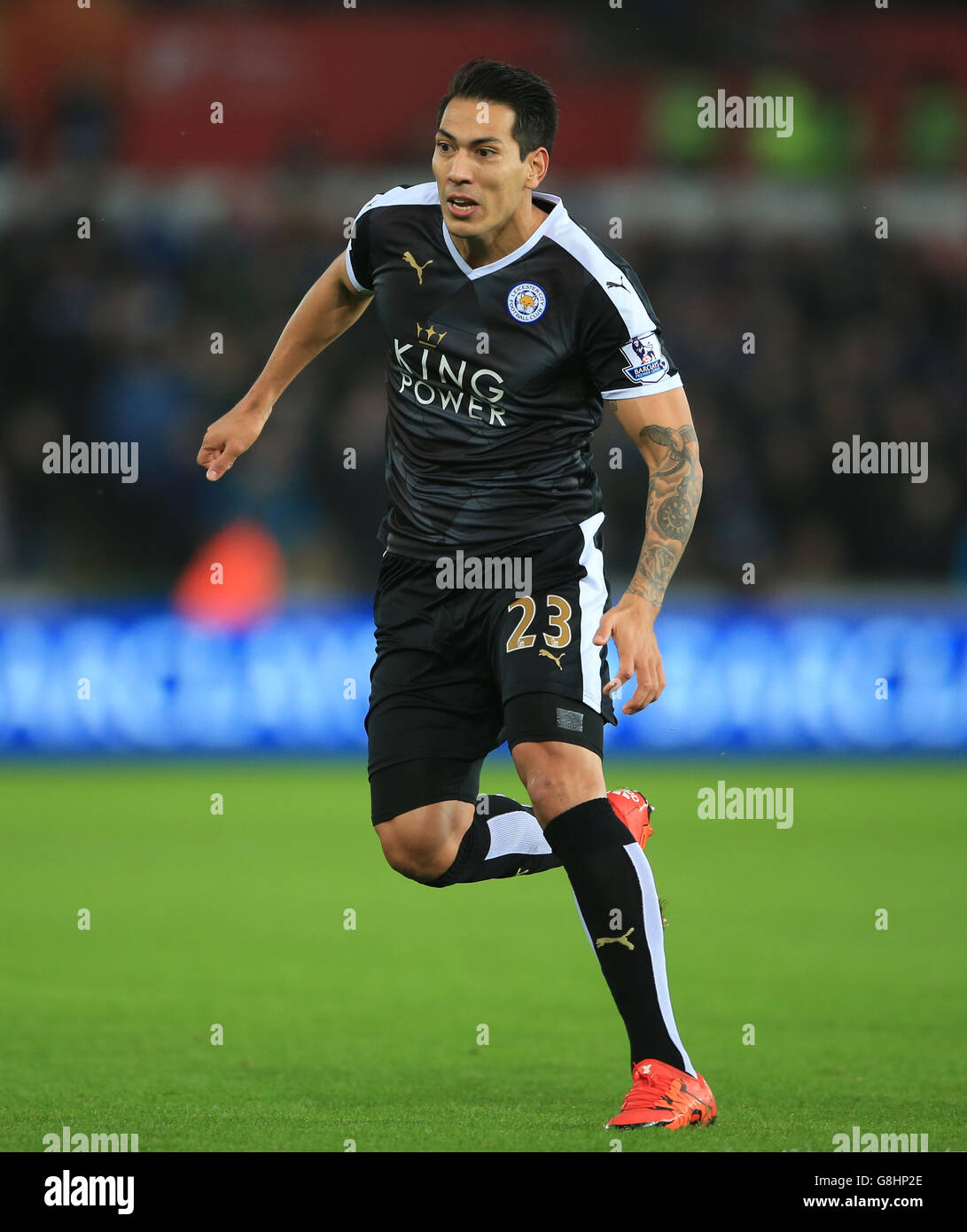 Swansea City / Leicester City - Barclays Premier League - Liberty Stadium. Leonardo Ulloa von Leicester City Stockfoto