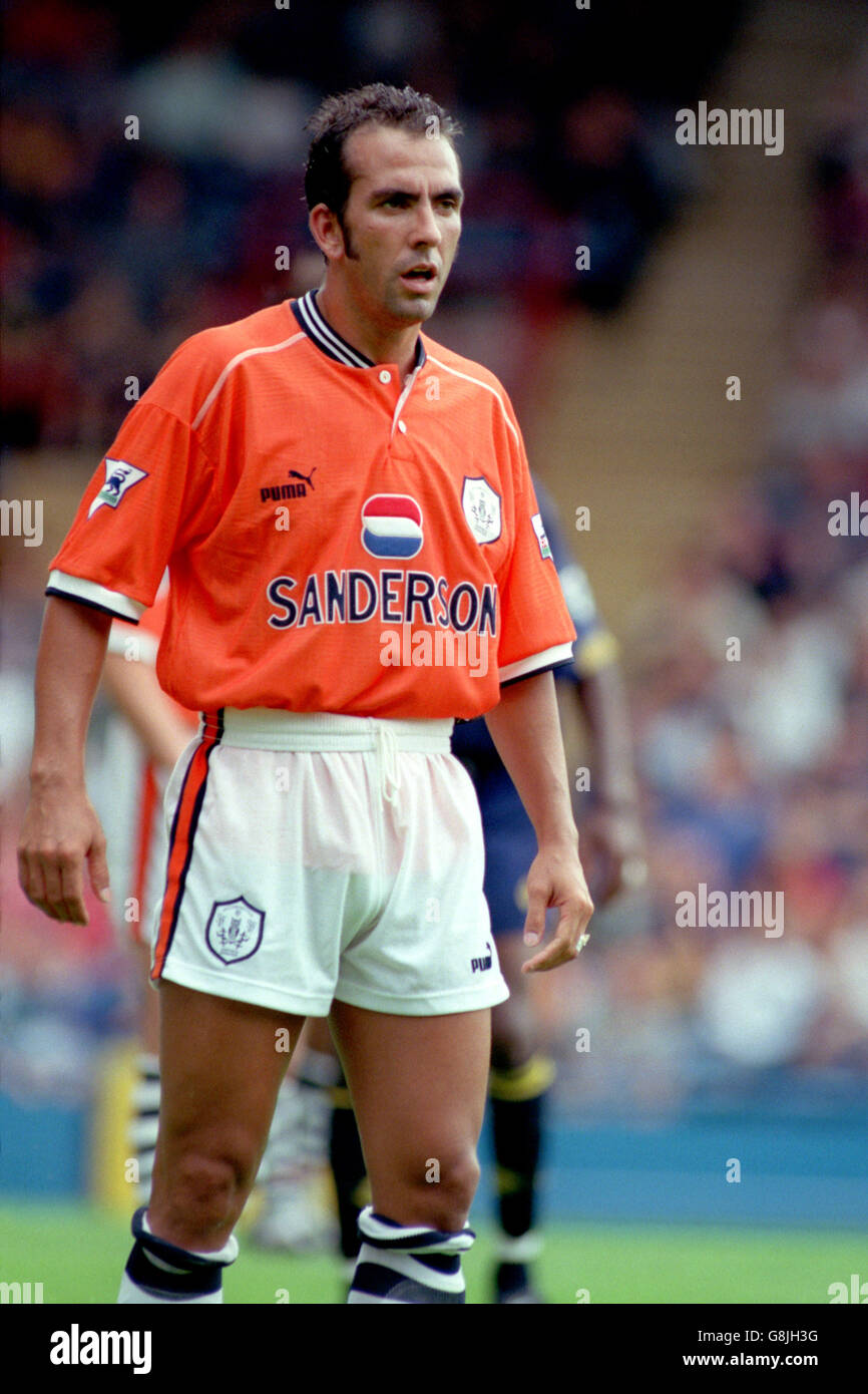 Fußball - FA Carling Premiership - Wimbledon / Sheffield Mittwoch. Paolo Di Canio, Sheffield Mittwoch Stockfoto