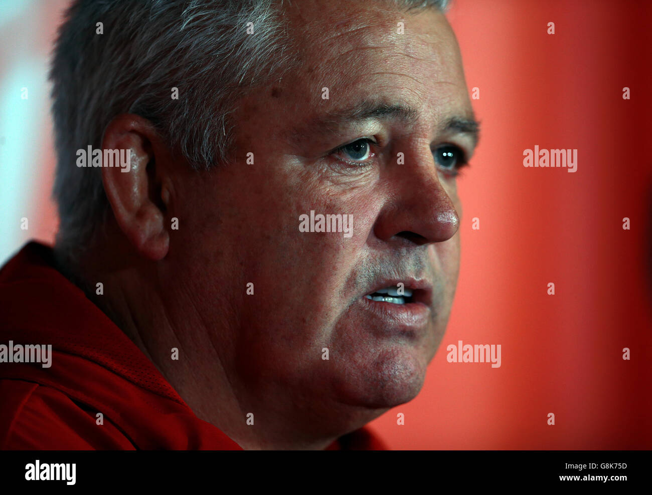 Wales Cheftrainer Warren Gatland während der Wales Kader Ankündigung im Vale Resort, Hensol. DRÜCKEN Sie VERBANDSFOTO. Bilddatum: Dienstag, 19. Januar 2016. Siehe PA Story RUGBYU Wales. Bildnachweis sollte lauten: David Davies/PA Wire. EINSCHRÄNKUNGEN: , Keine kommerzielle Nutzung ohne vorherige Genehmigung, bitte kontaktieren Sie PA Images für weitere Informationen: Tel: +44 (0) 115 8447447. Stockfoto