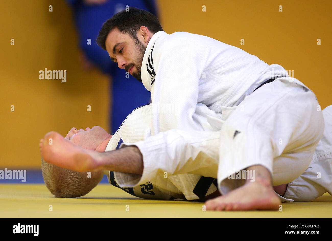 Jonathan Drane (rechts) und Chris Skelley treten bei der Ankündigung der Judo-Mannschaft der Paralympics 2016 in Rio an der University of Wolverhampton, Walsall. Stockfoto