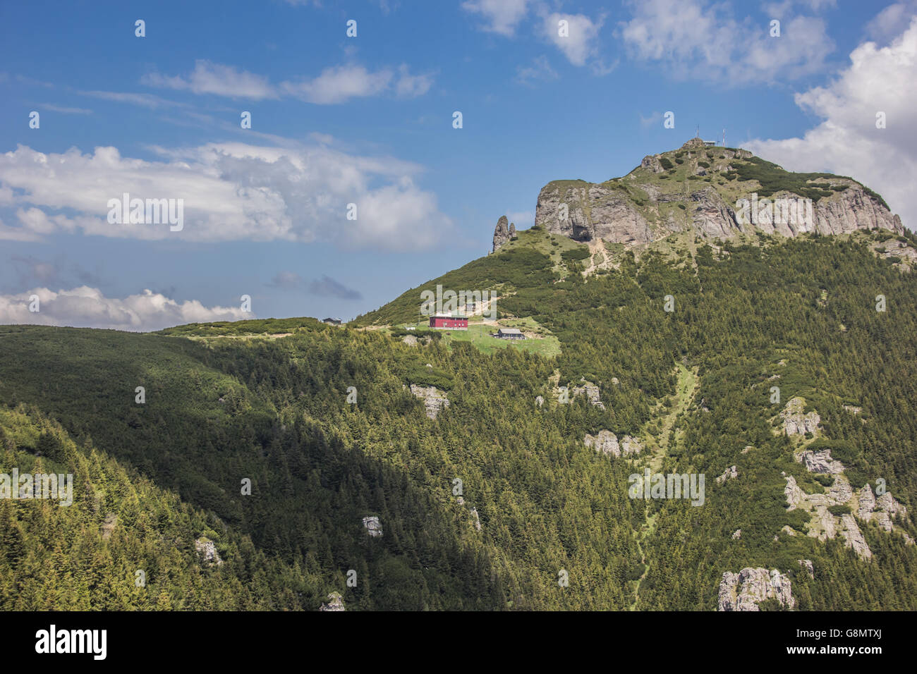 Zeigen Sie auf der Oberseite des Ceahlau-Gebirges, Rumänien an Stockfoto