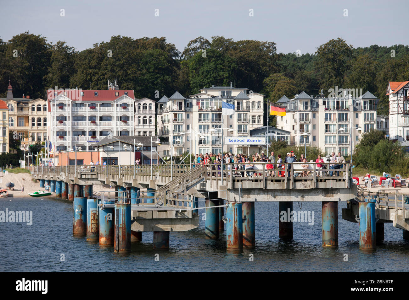 Stadtbild mit Pier, Seebad Heringsdorf, Kaiserbad, Usedom, Ostsee, Mecklenburg-Vorpommern Stockfoto