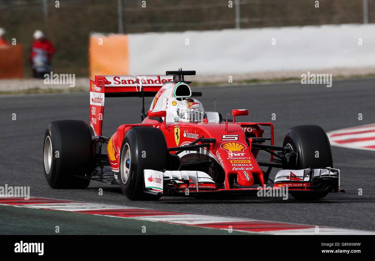 Ferrari Sebastian Vettel während des ersten Testtages auf dem Circuit de Catalunya, Barcelona. Stockfoto