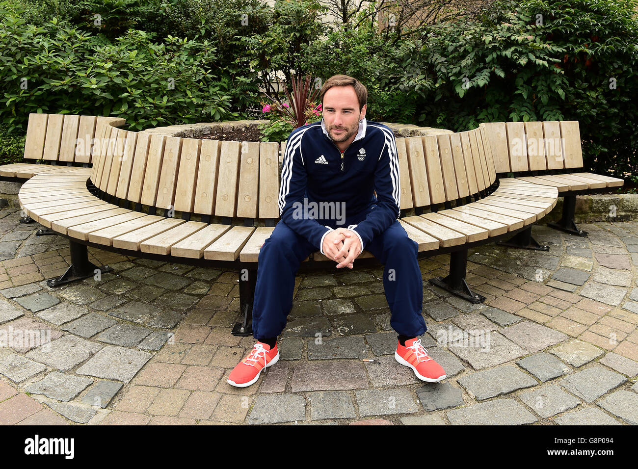 Olympische Spiele – Rio 2016 – Ankündigung des Teams GB Athleten – St. Katharine Docks. Großbritannien-Segler Elliot Willis, 470 Männer, während der Ankündigung des britischen Teams der Olympischen Vereinigung in St. Katharine Docks, London. Stockfoto