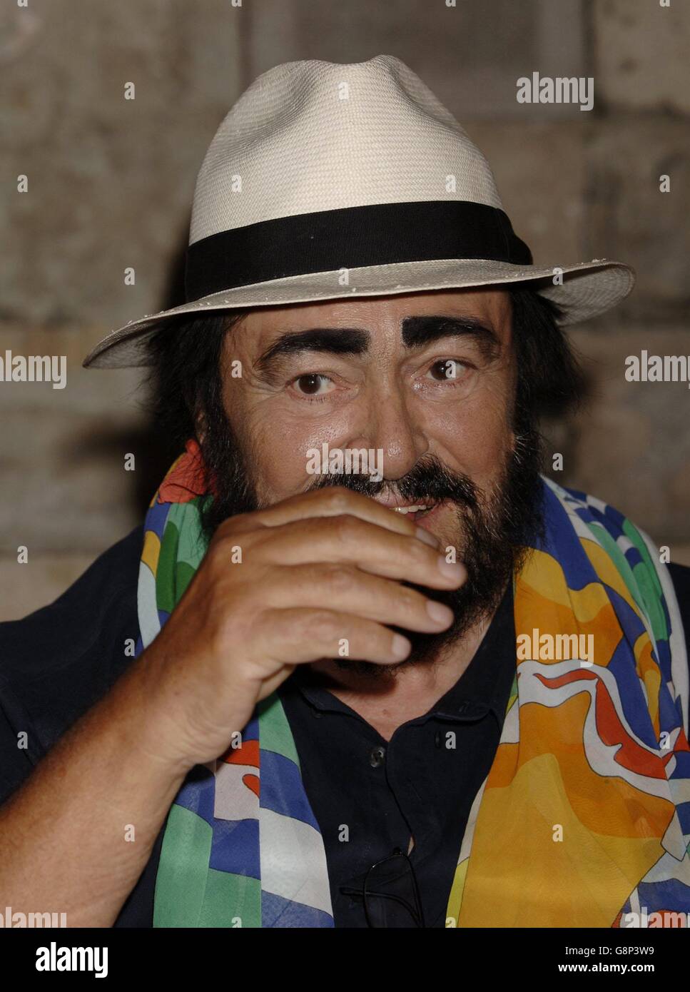 Italienische tenor luciano pavarotti zeremonie erhielt freiheit stadt