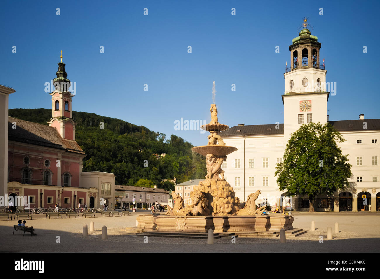 Residenzplatz-Platz in Salzburg, Österreich Stockfoto