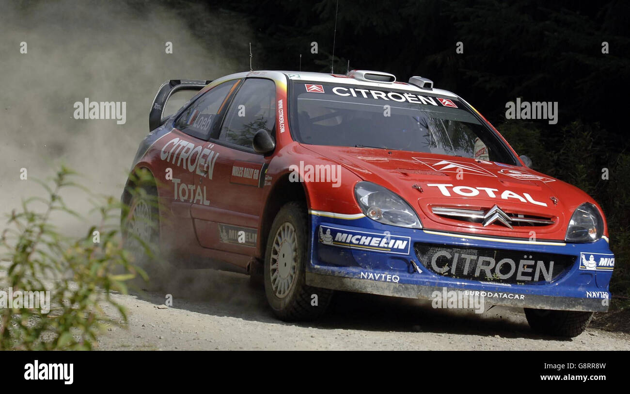 Der Franzose Sebastien Loeb fährt während der Rallye GB in Wales, Samstag, 17. September 2005, mit seinem neuen Fahrzeug, dem neuen Fahrzeug, durch die Crychan-Etappe. DRÜCKEN SIE VERBANDSFOTO. Das Foto sollte lauten: Barry Batchelor/PA. Stockfoto