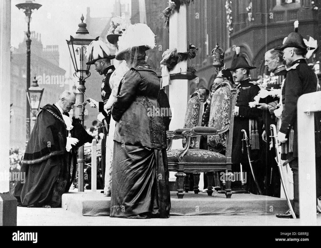 König George V. Ritter der Oberbürgermeister von Manchester Sir Samuel Walter Royse. Stockfoto