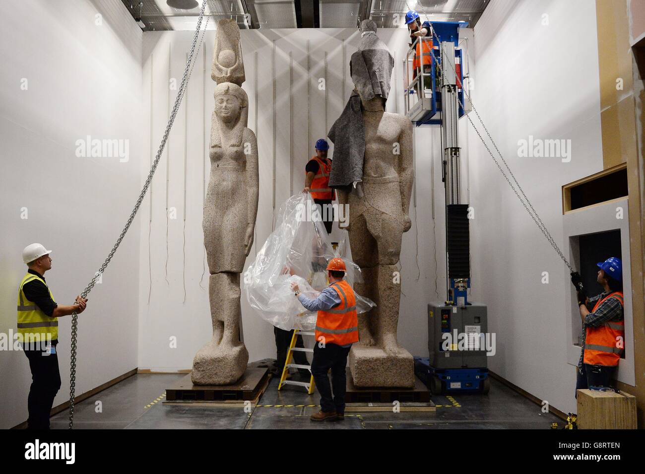 Ausstellung „Ägypts Lost Worlds“. 27. November 2016 im British Museum in London. Stockfoto