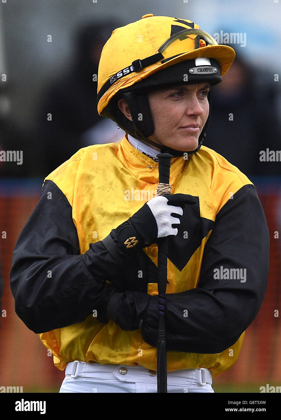 Victoria Pendleton im Paradering vor dem Jeremy Swan Kimblewick Hunt Members, Sucribers and Farmers Race auf der Kimblewick Racecourse. Stockfoto