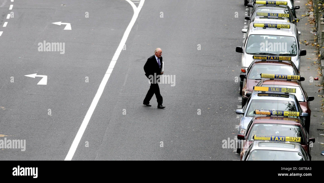 Ein Auto-Aufkleber macht lustig im Tasmanischen Politik Stockfotografie -  Alamy