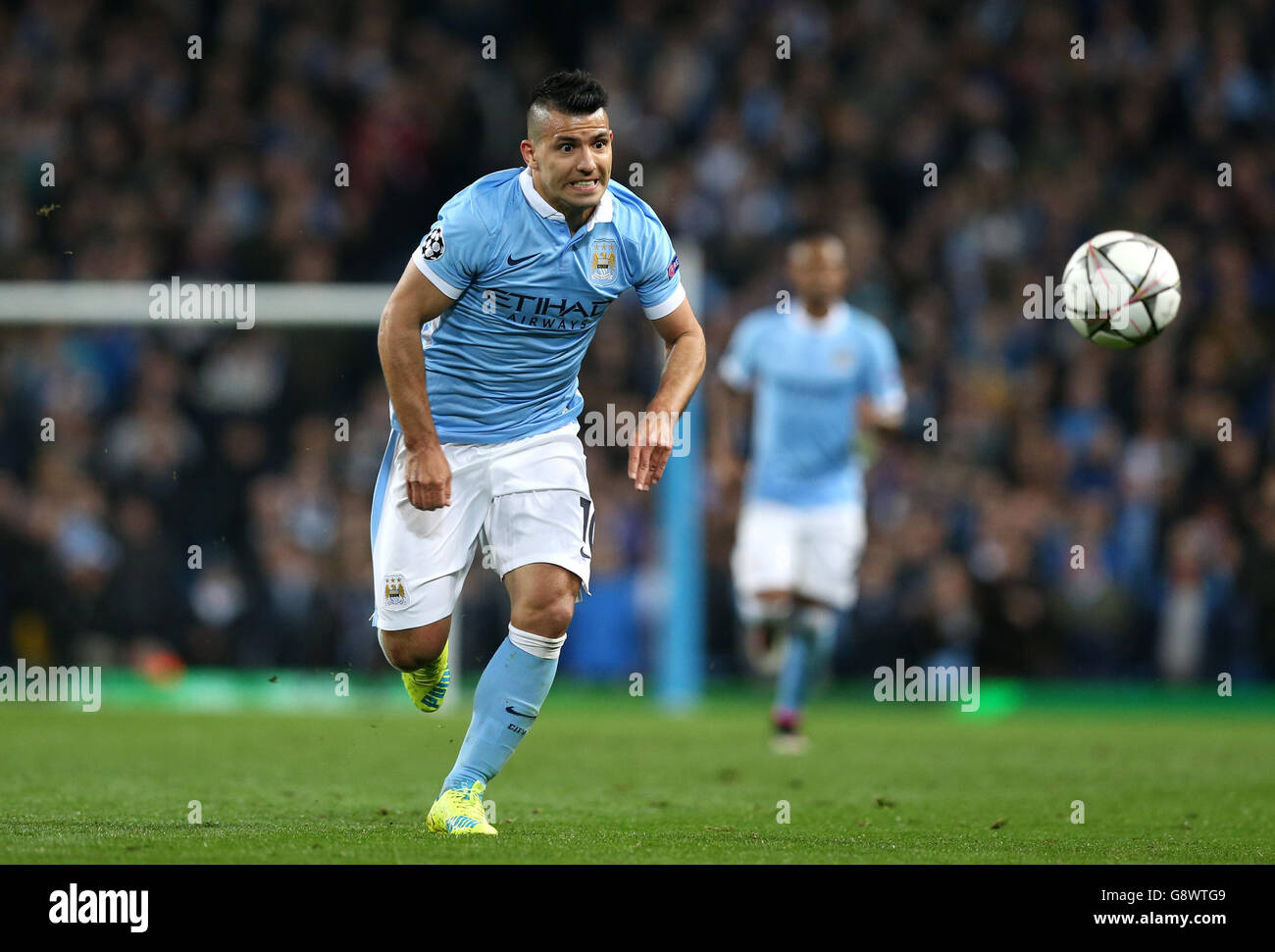 Sergio Aguero von Manchester City beim UEFA Champions League Quarter Final, Second Leg Match im Etihad Stadium, Manchester. DRÜCKEN SIE VERBANDSFOTO. Bilddatum: Dienstag, 12. April 2016. Siehe PA-Geschichte SOCCER man City. Bildnachweis sollte lauten: Martin Rickett/PA Wire Stockfoto