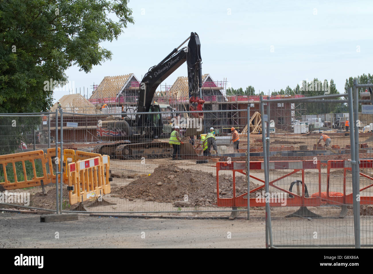 Neues Haus bauen auf der grünen Wiese. Stalham. Norfolk. East Anglia. England. VEREINIGTES KÖNIGREICH. Stockfoto