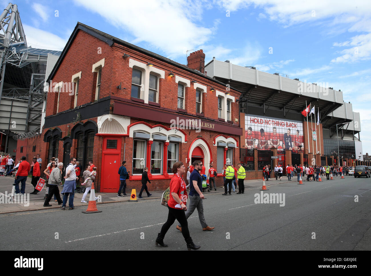 Liverpool V Watford - Barclays Premier League - Anfield Road Stockfoto