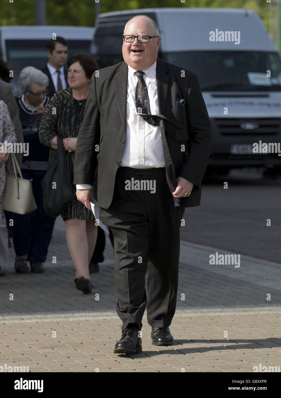 Sir Eric Pickles im Yom HaShoah National Holocaust Remembrance Memoration, Barnett Copthall Stadium, London. Stockfoto