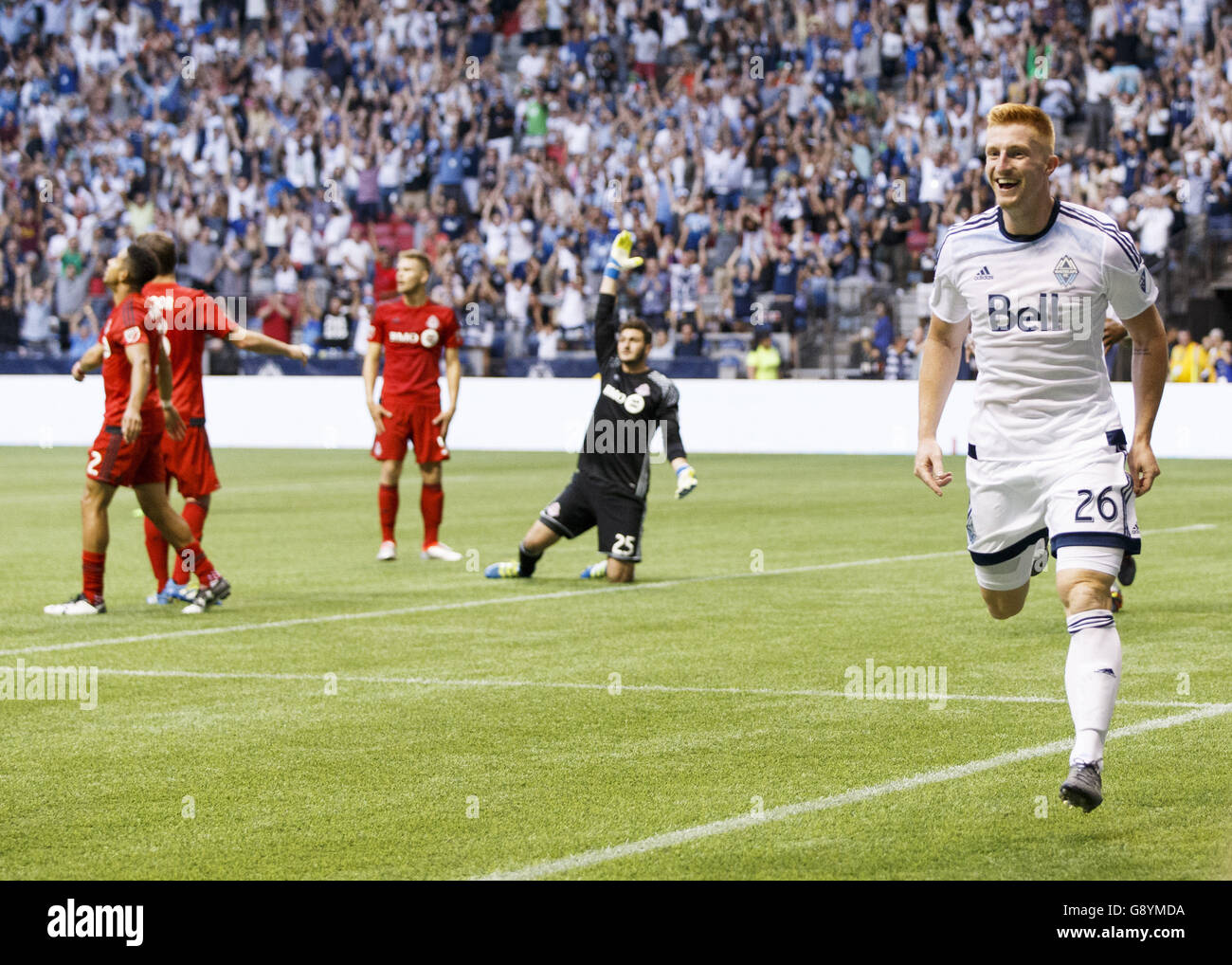 Vancouver, British Columbia, Kanada. 15. Mai 2013. TIM PARKER (26) der Vancouver Whitecaps FC feiert ein Ziel während ihrer Amway kanadische Meisterschaft Endspiel im BC Place in Vancouver, British Columbia, Kanada. © Andrew Kinn/ZUMA Wire/ZUMAPRESS.com/Alamy Live-Nachrichten Stockfoto