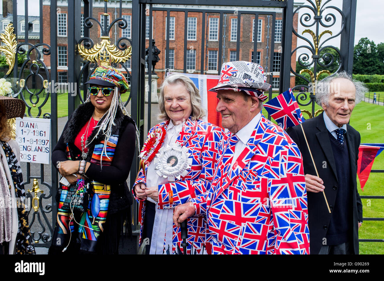 London, UK. 1. Juli 2016. Lady Diana Geburtstag Feier im Kensington Palace, London, UK. Bildnachweis: Alberto Pezzali/Alamy Live-Nachrichten Stockfoto