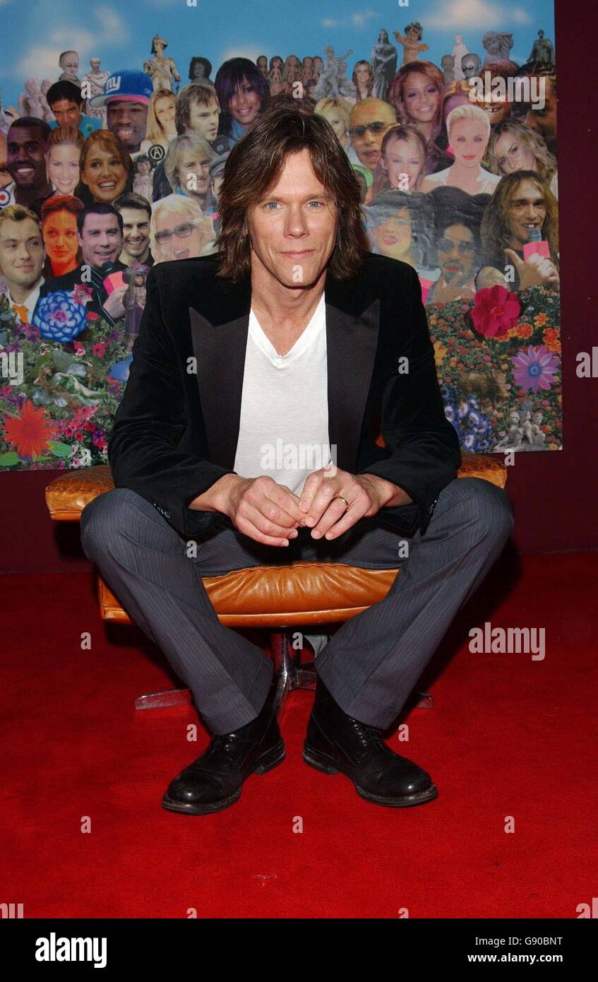 Kevin Bacon ist Gast bei MTV's TRL (Total Request Live) Show, live aus