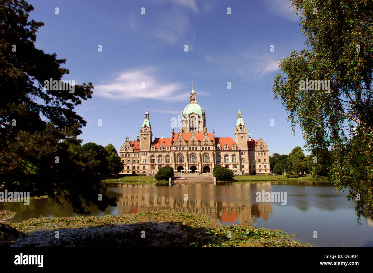 Fußball - FIFA Deutschland-Weltmeisterschaft 2006 - Stadtansichten - Hannover. Neues Rathaus, Hannover Stockfoto