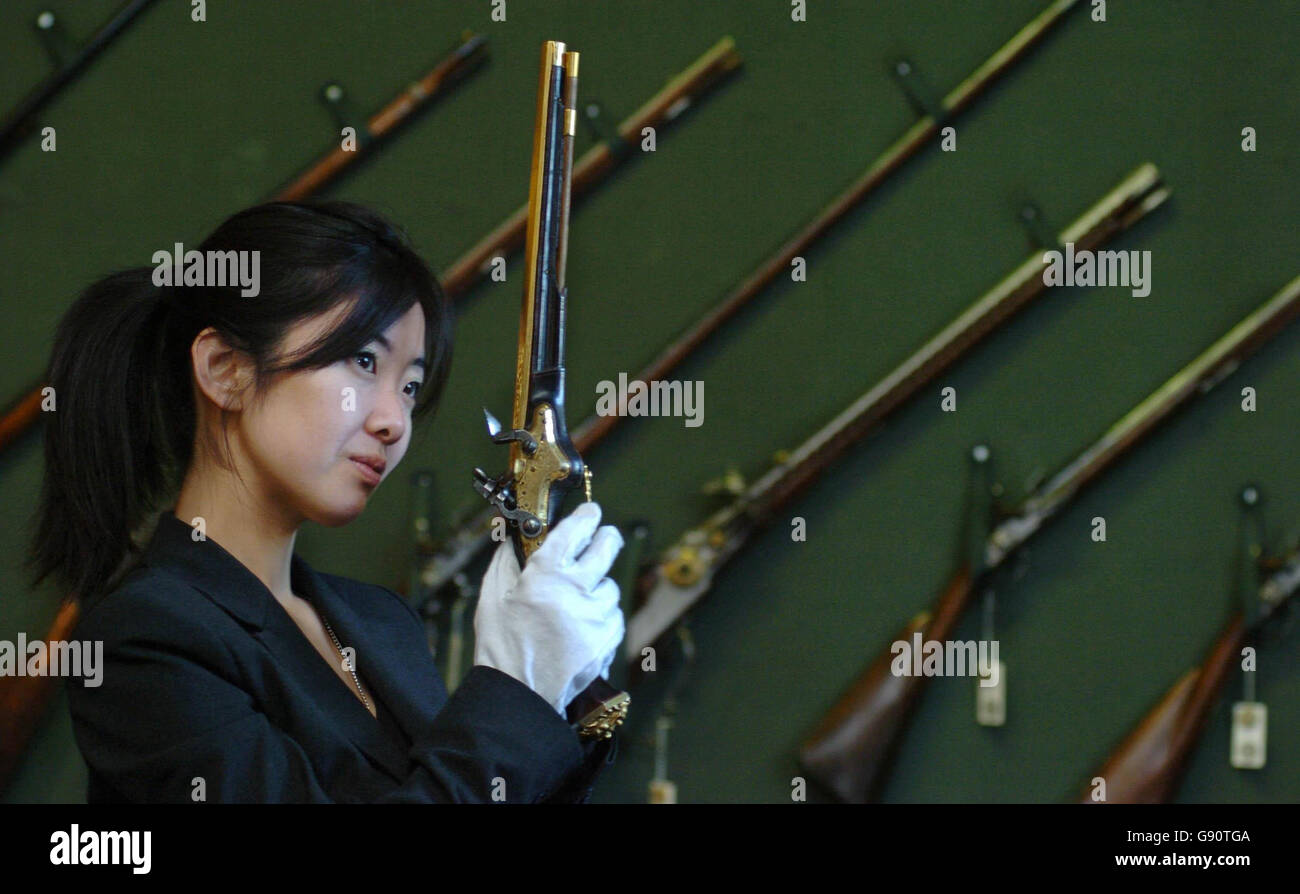 30,000-40,000, wird in einem Verkauf unter dem Titel 'Fine Antique Firearms from the W. Keith Neal Collection' am Donnerstag, den 10. November ab 14.30 Uhr in Bonhams in Knightsbridge verkauft. Siehe PA Story SALE Guns. DRÜCKEN SIE VERBANDSFOTO. Photo Credit sollte lauten: Johnny Green/PA. Stockfoto