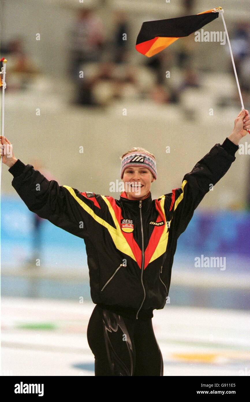 Eisschnelllauf damen 3000m Fotos und Bildmaterial in hoher Auflösung