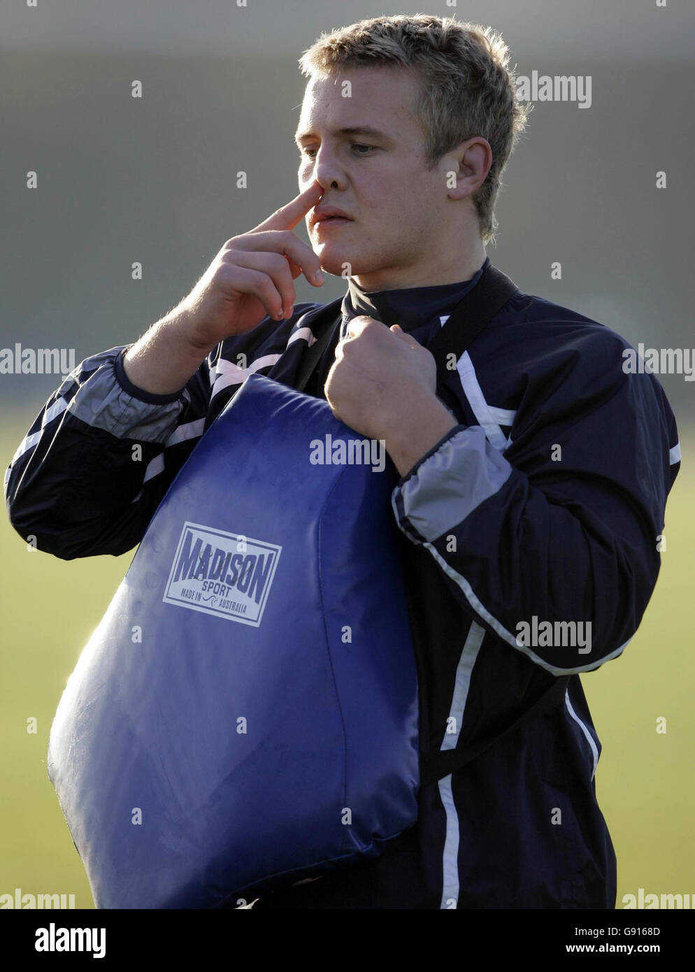 Schottland Simon Taylor während einer Trainingseinheit in Murrayfield, Edinburgh, Dienstag, 22. November 2005, vor dem Internationalen Spiel gegen Neuseeland am Samstag. DRÜCKEN Sie VERBANDSFOTO. Bildnachweis sollte lauten: Andrew Milligan/PA. Stockfoto