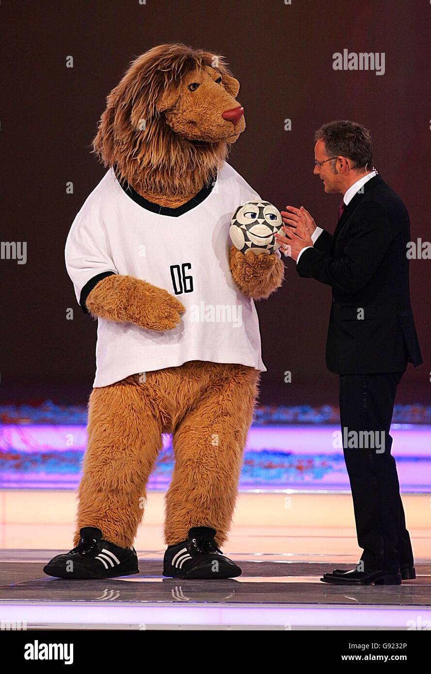 Fußball - 2006 FIFA World Cup Deutschland - Final Draw - Messe Leipzig Stockfoto