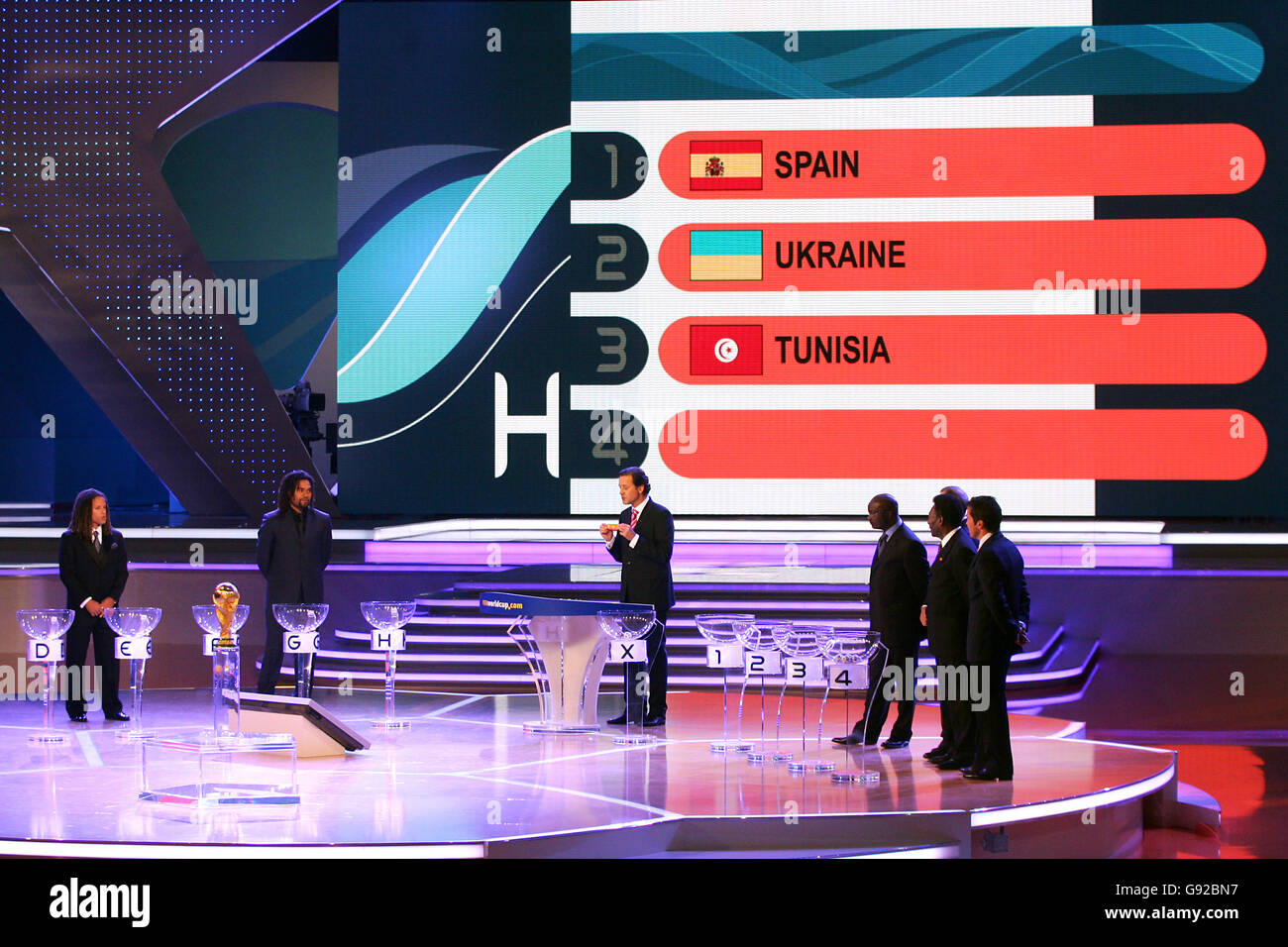 Spanien wird in Gruppe H mit der Ukraine und Tunesien gezogen Bei der Endrunde der FIFA-Weltmeisterschaft 2006 Stockfoto