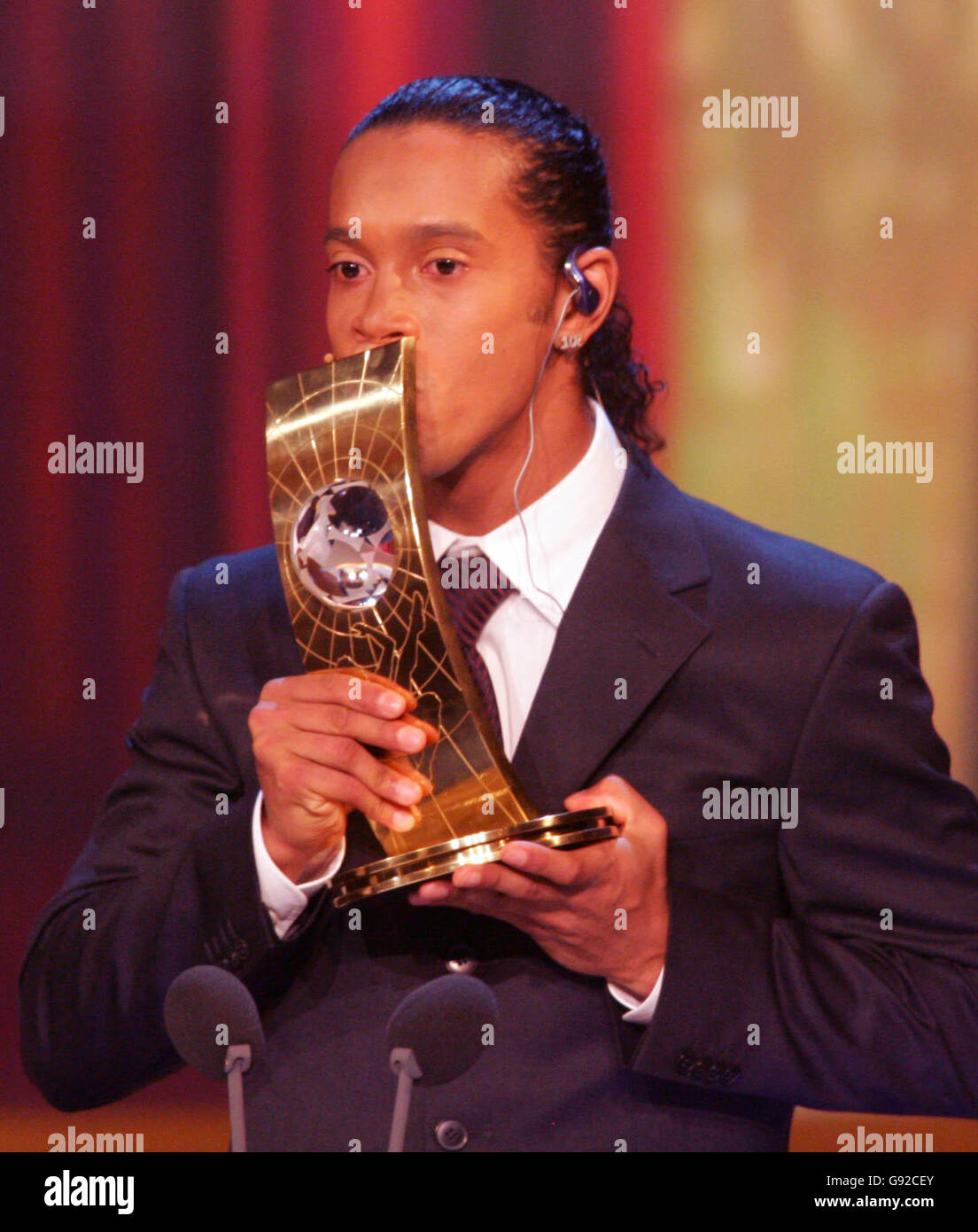 Fifa world player year trophy Fotos und Bildmaterial in hoher