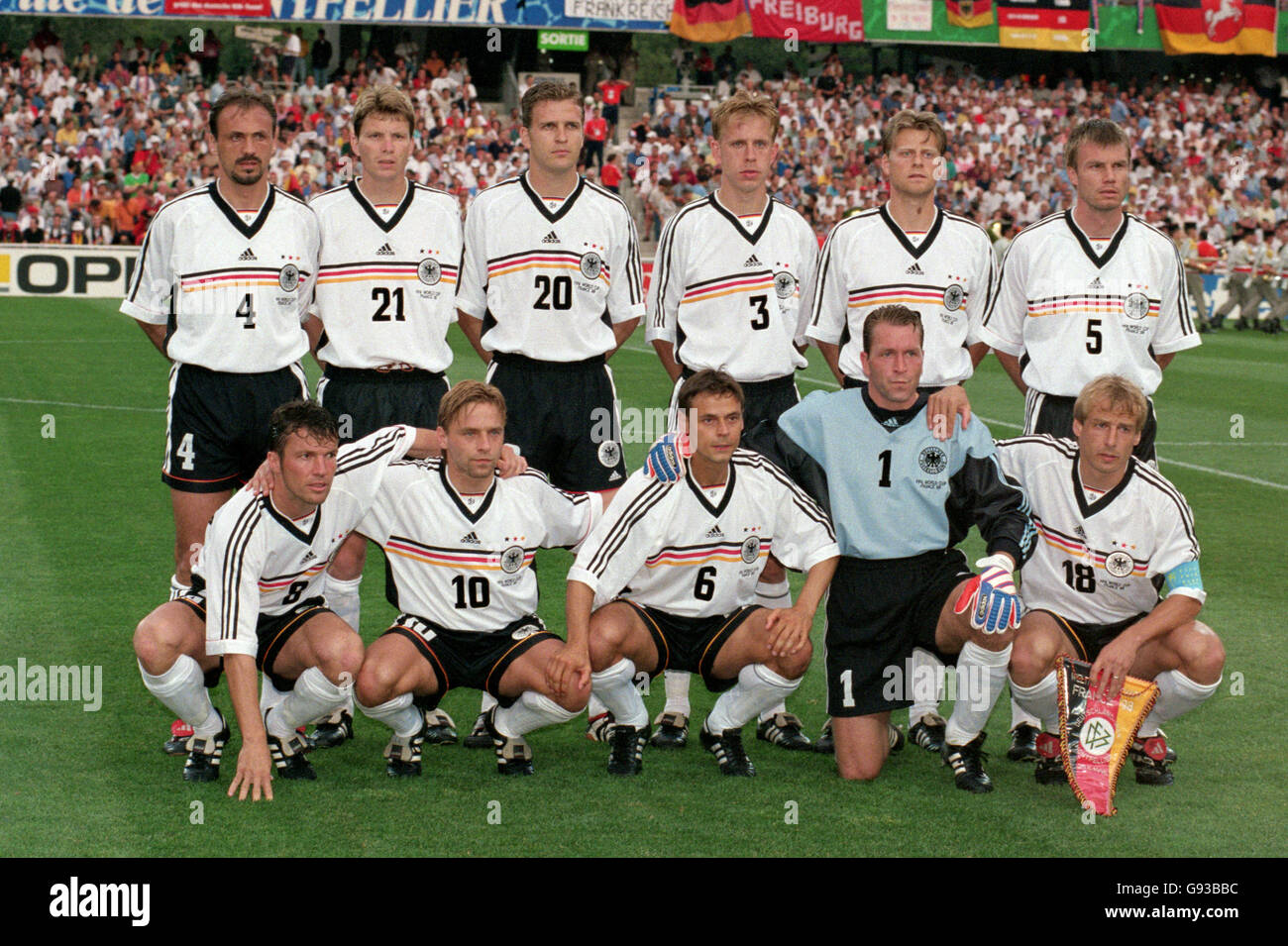 Fußball - Weltmeisterschaft Frankreich 98 - Gruppe F - Deutschland / Iran.  Deutschland-Teamgruppe Stockfotografie - Alamy