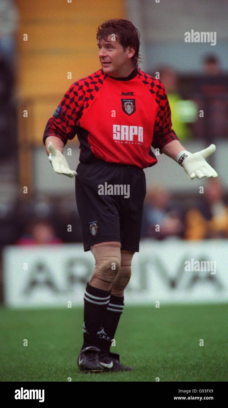 Fußball - Nationwide League Division Two - Notts County / Wigan Athletic. Notts County ist Leihtorwart Andy Goram während des Spiels gegen Wigan Athletic Stockfoto