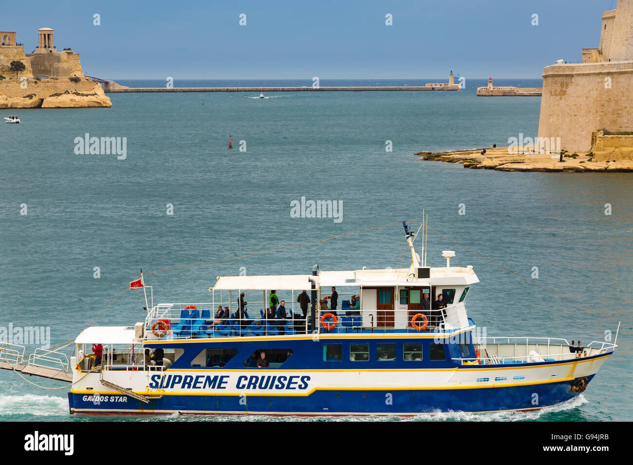 Valletta, Malta - 7. Mai 2017: The Grand Harbor Mündung bis zum Mittelmeer - Dreistadt von Valletta, Senglea und Birgu auf th Stockfoto